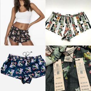 2 Victoria Secret Women's Floral Hearts Sleep or Lounge Shorts.NEW WITH TAGS